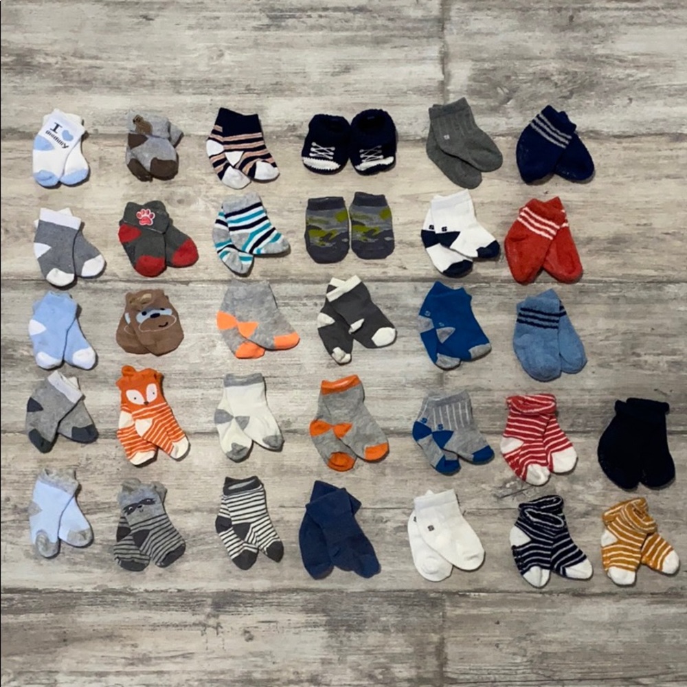 baby socks (32 pairs/variety)